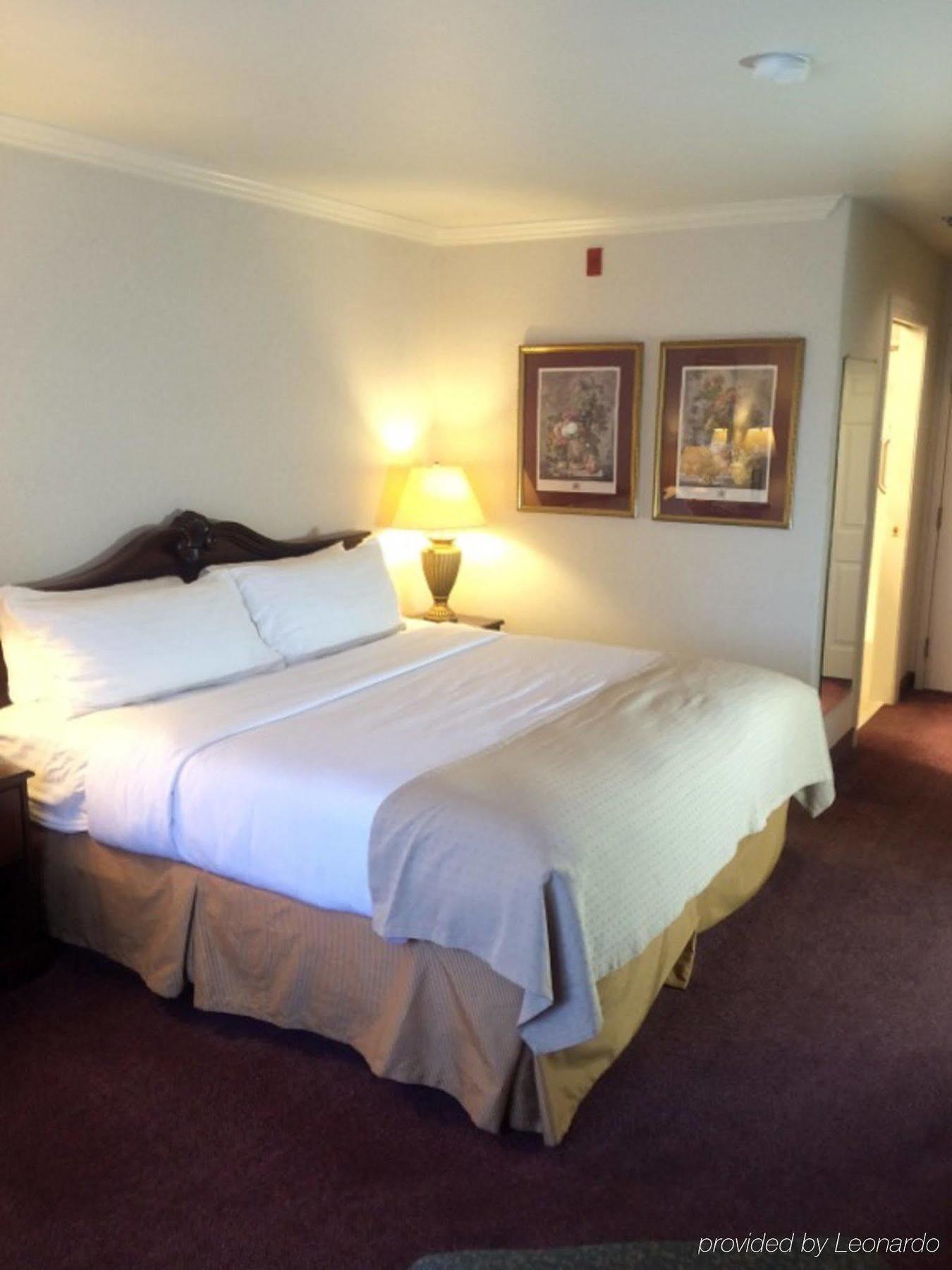 Holiday Inn Selma - Swancourt Exterior photo